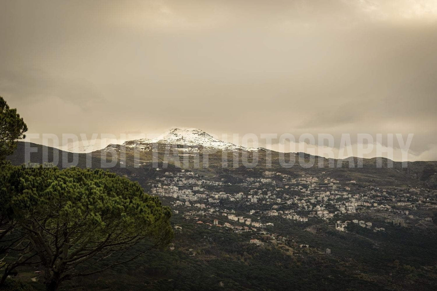 Dahr El Beydar peak