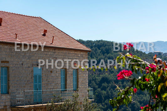 Photographing Deir El Qamar