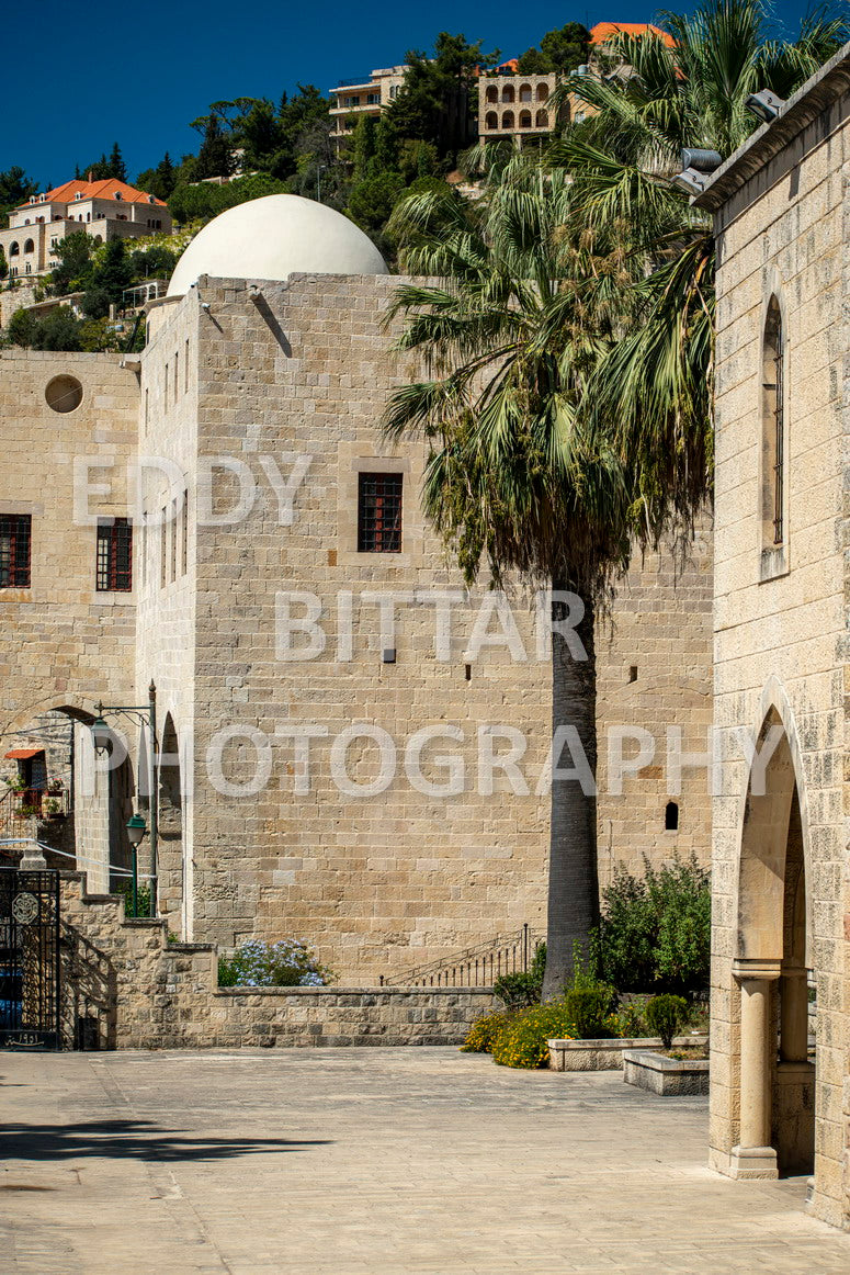 Photographing Deir El Qamar