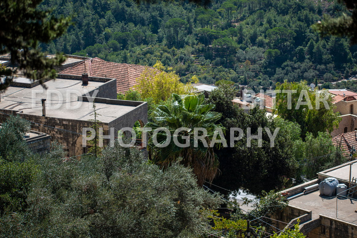 Photographing Deir El Qamar