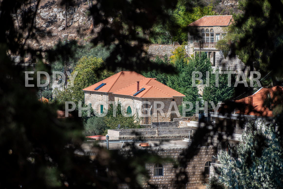 Photographing Deir El Qamar