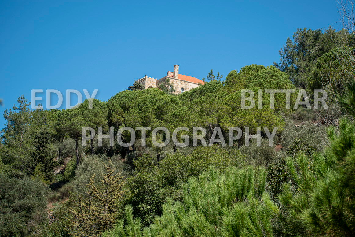 Photographing Deir El Qamar