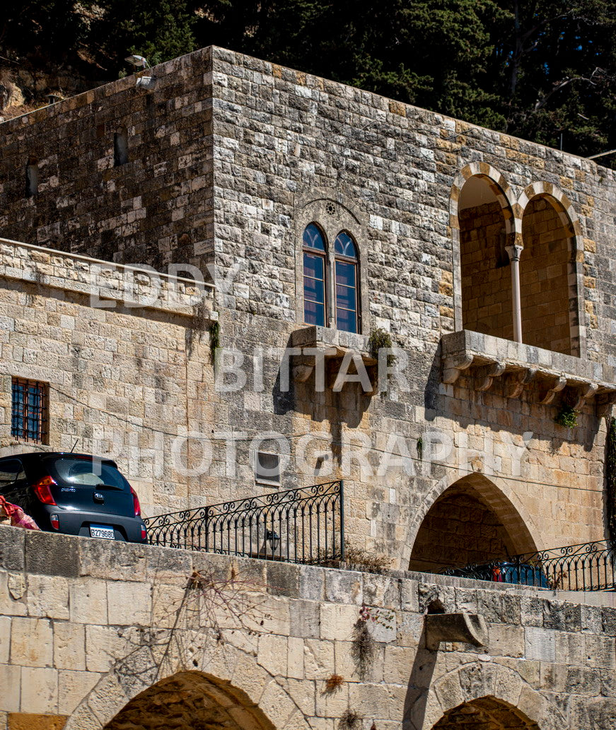 Photographing Deir El Qamar