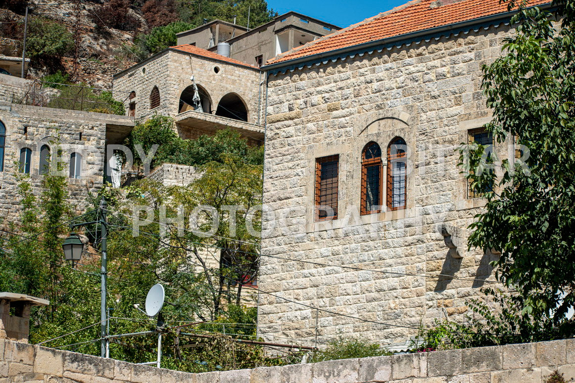 Photographing Deir El Qamar