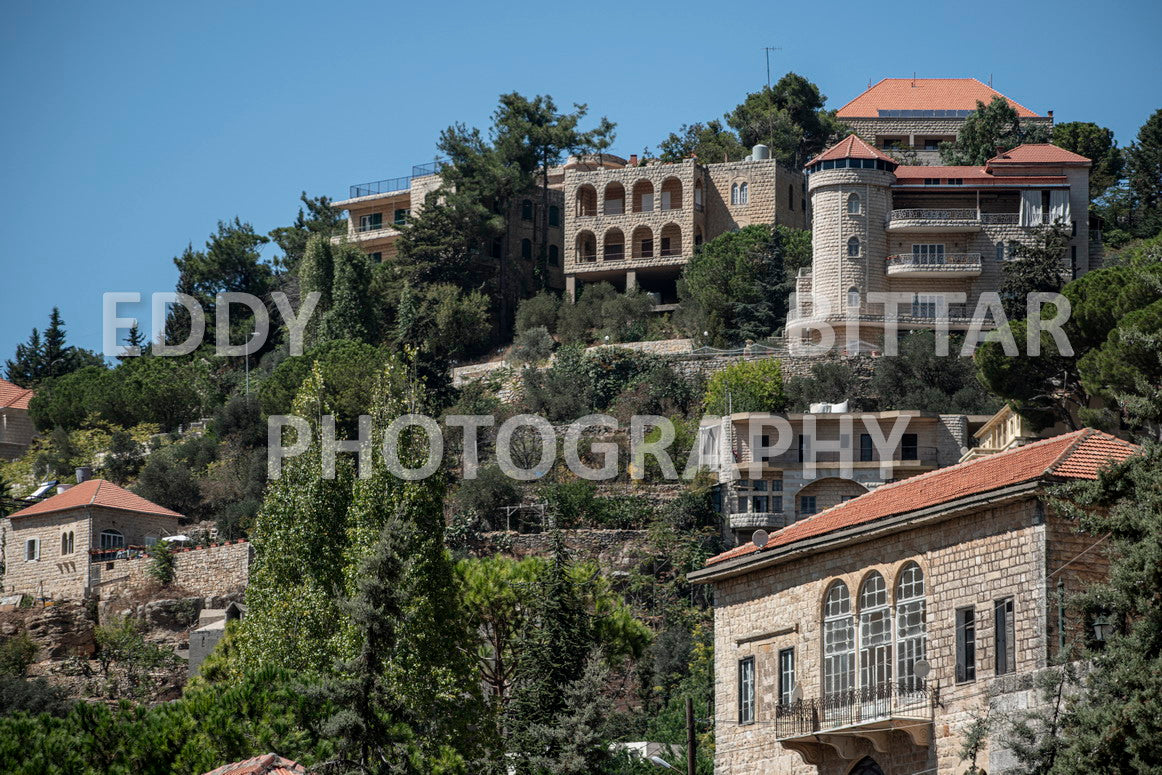 Photographing Deir El Qamar