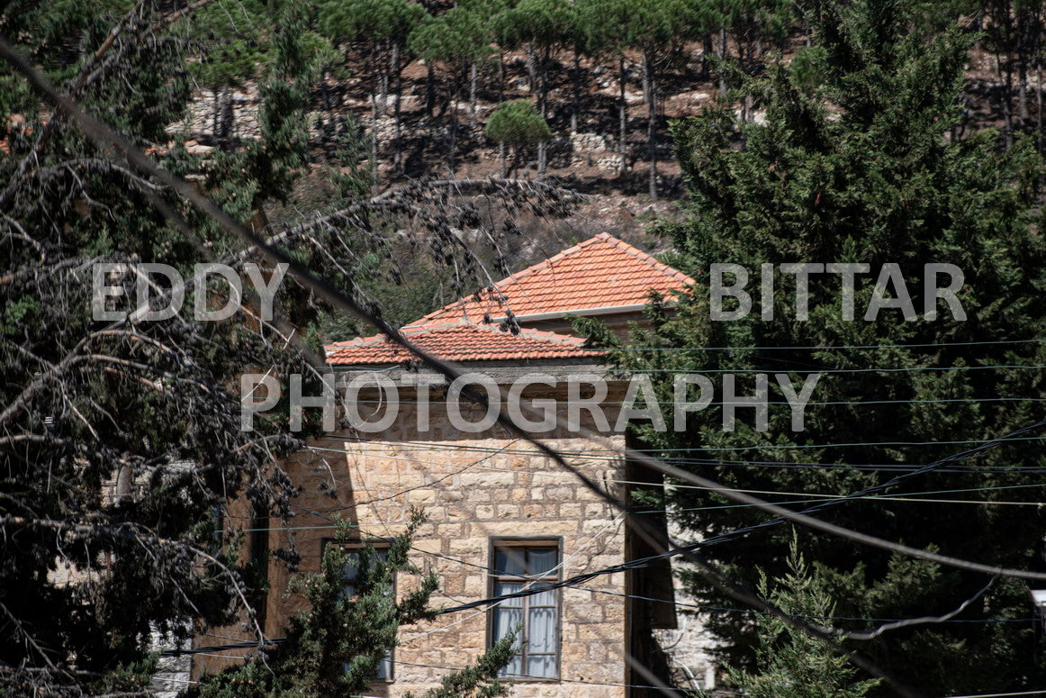 Photographing Deir El Qamar