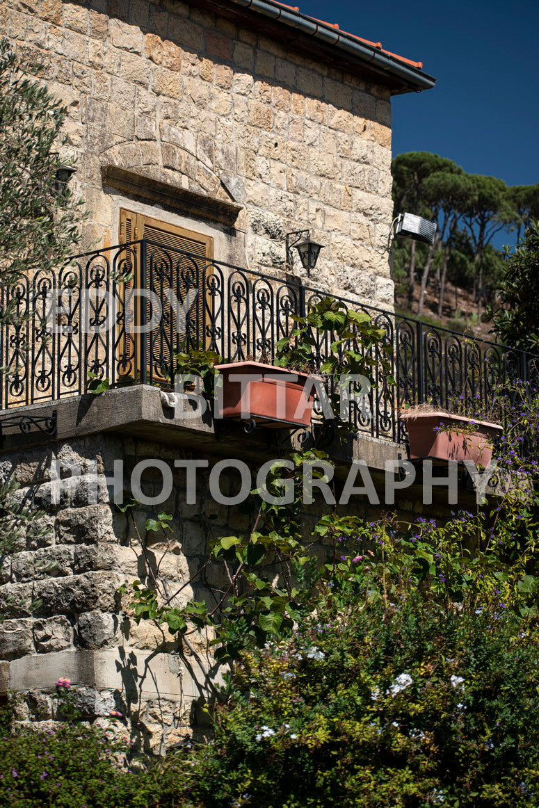 Photographing Deir El Qamar