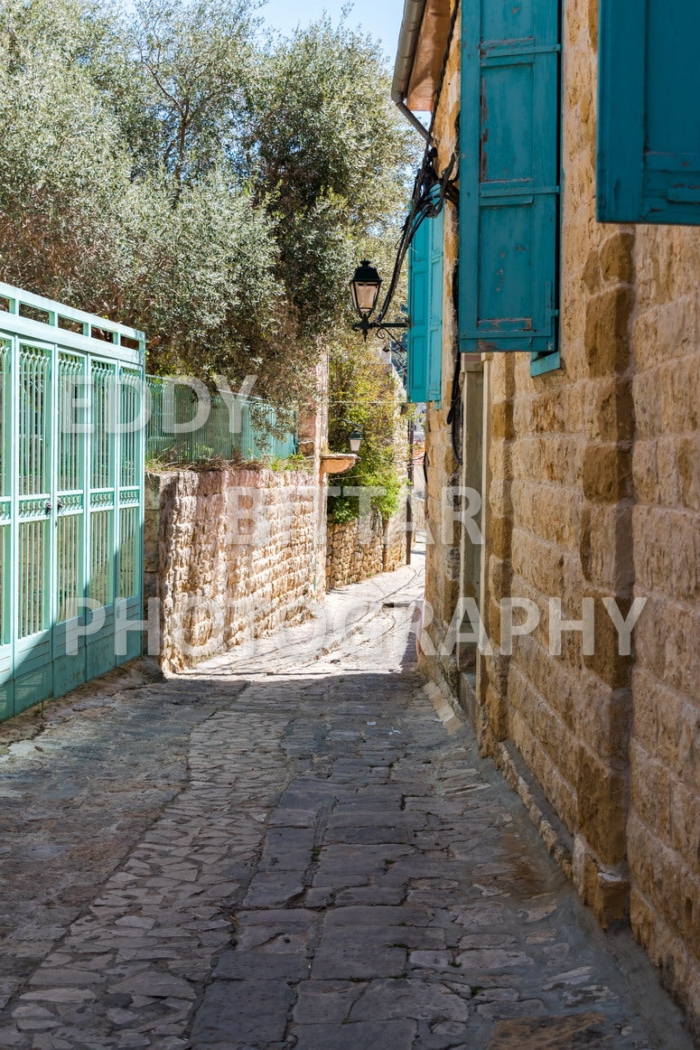 Walking the ancient Deir El Qamar Road