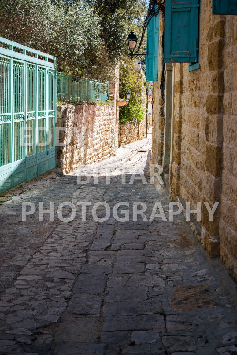 Walking the ancient Deir El Qamar Road