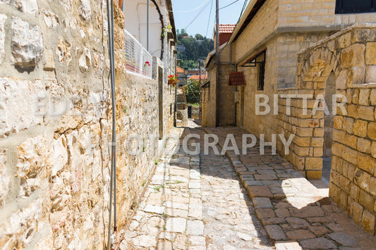 Walking the ancient Deir El Qamar Road