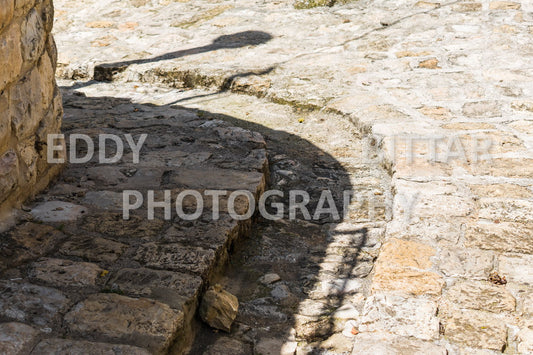 Walking the ancient Deir El Qamar Road