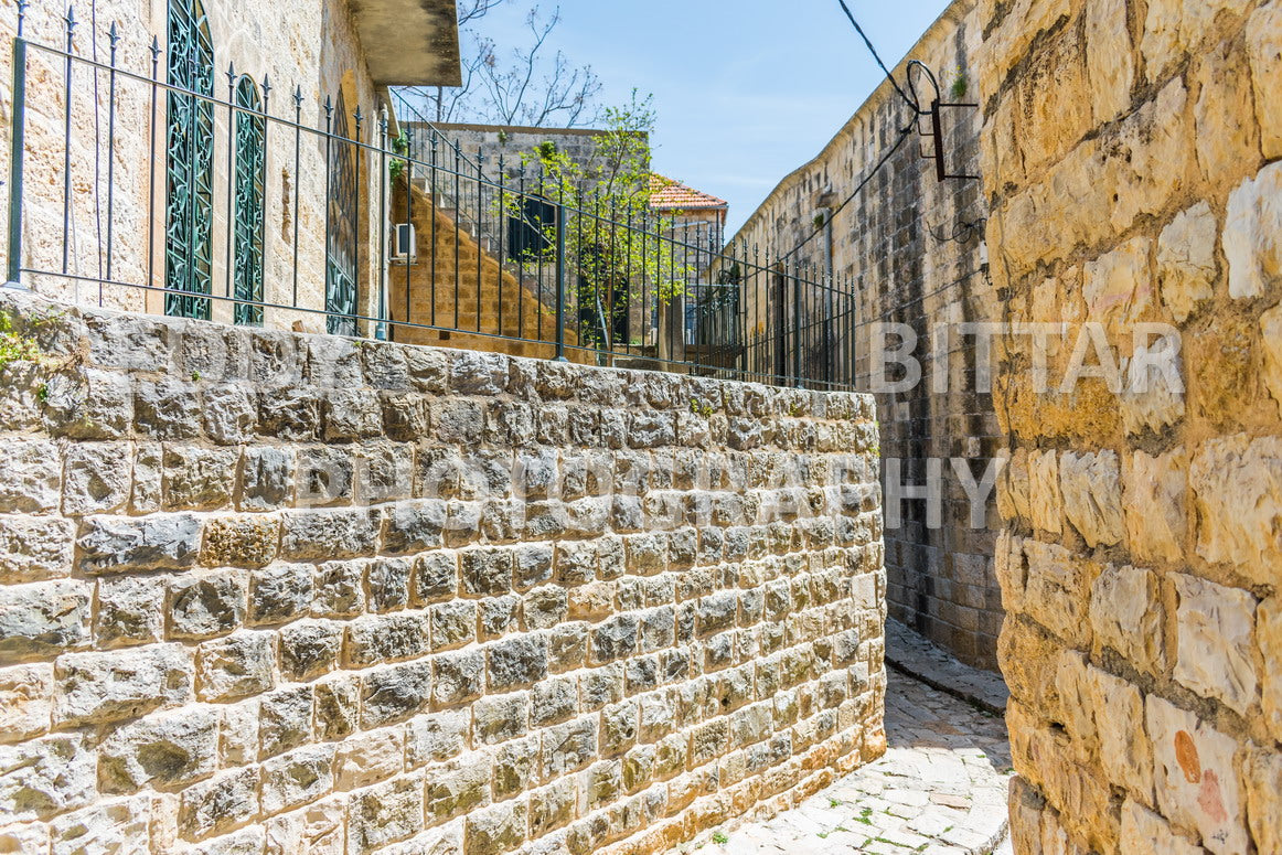 Walking the ancient Deir El Qamar Road