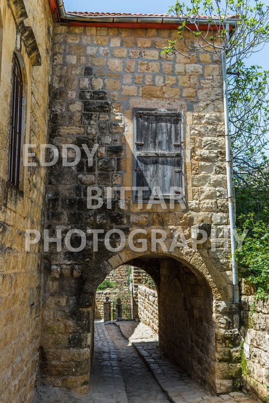 Walking the ancient Deir El Qamar Road