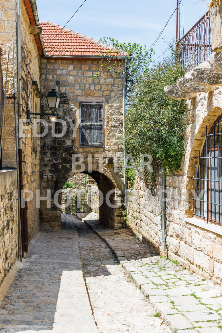 Walking the ancient Deir El Qamar Road