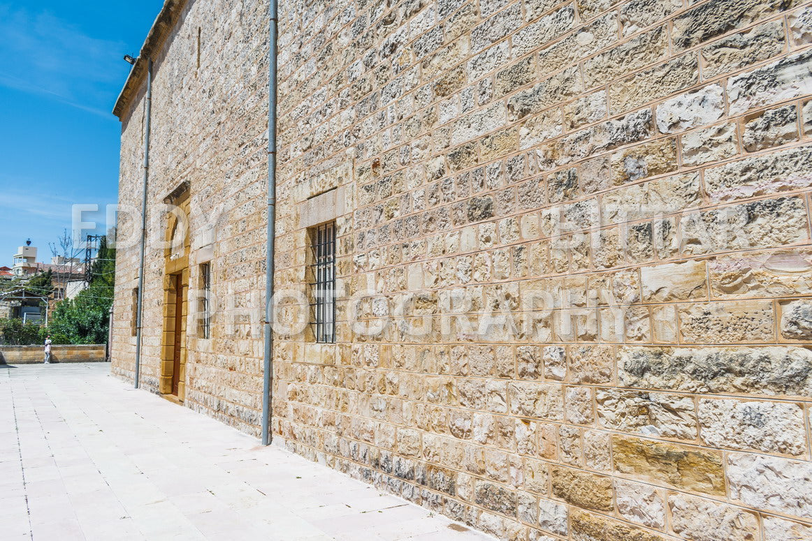 Walking the ancient Deir El Qamar Road