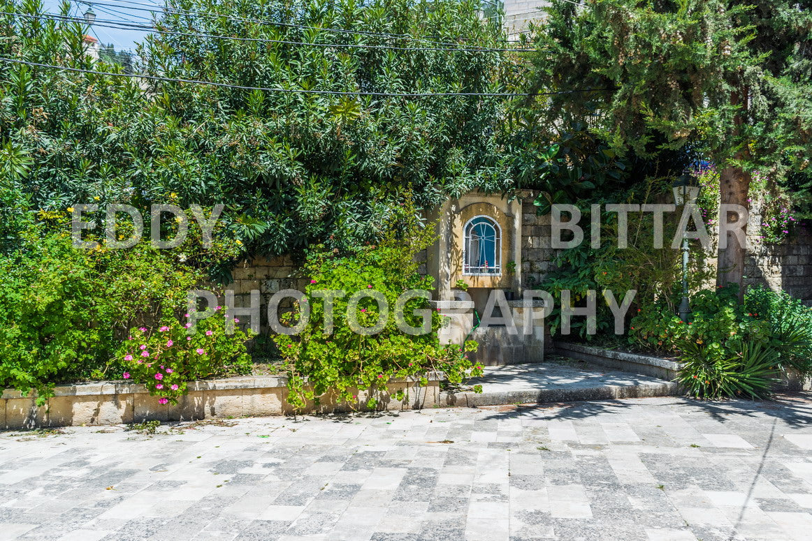 Walking the ancient Deir El Qamar Road