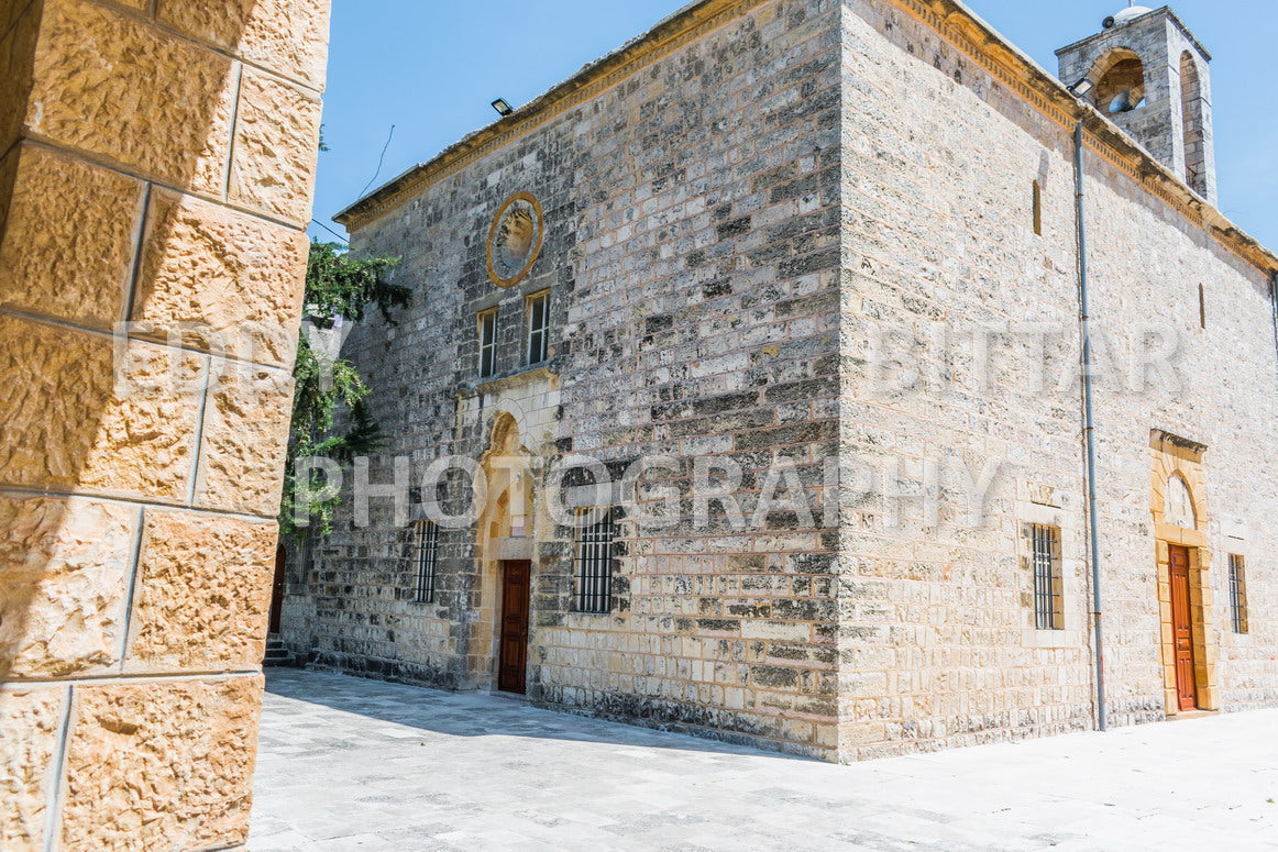 Walking the ancient Deir El Qamar Road