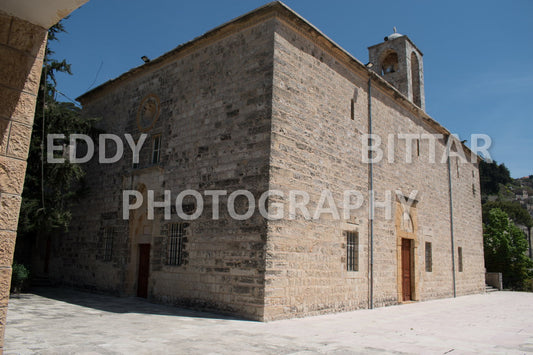 Walking the ancient Deir El Qamar Road