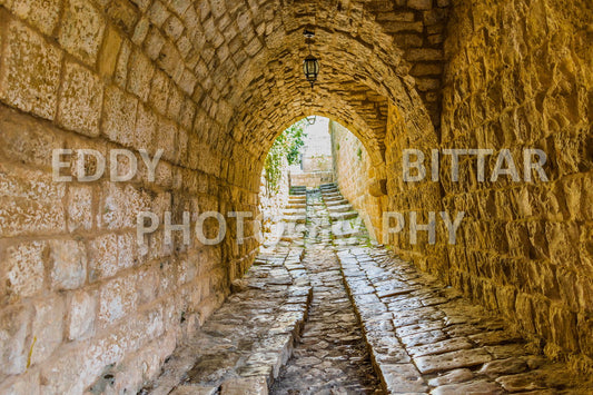 Walking the ancient Deir El Qamar Road