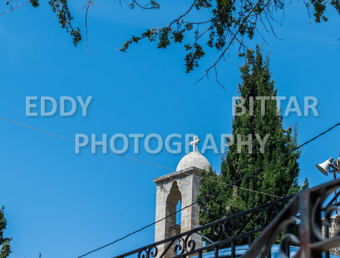 Walking the ancient Deir El Qamar Road